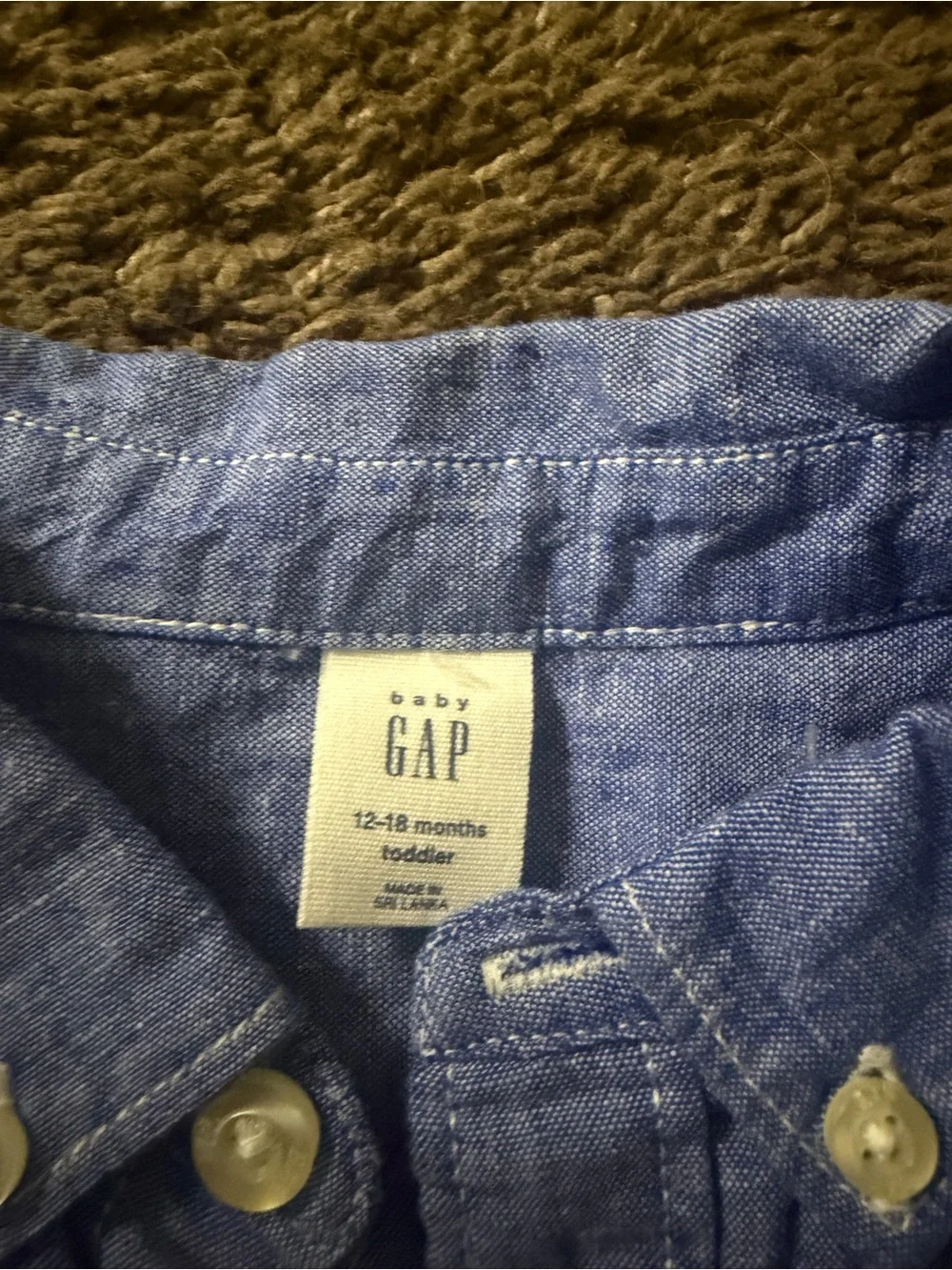 GAP Light Blue Short-Sleeve Button-Down Chambray Shirt